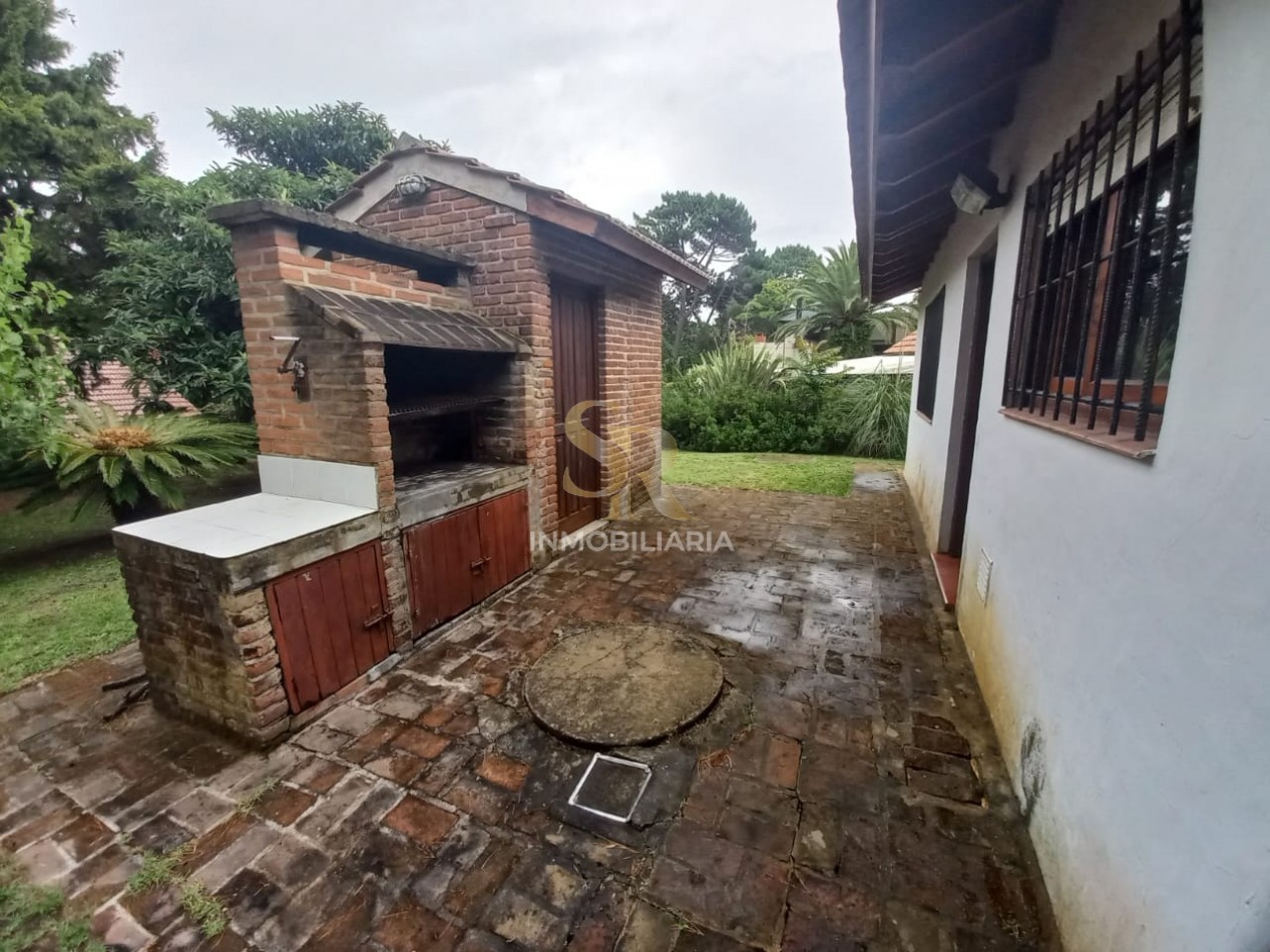 CASA EN VENTA EN VALERIA DEL MAR CERCA DEL MAR