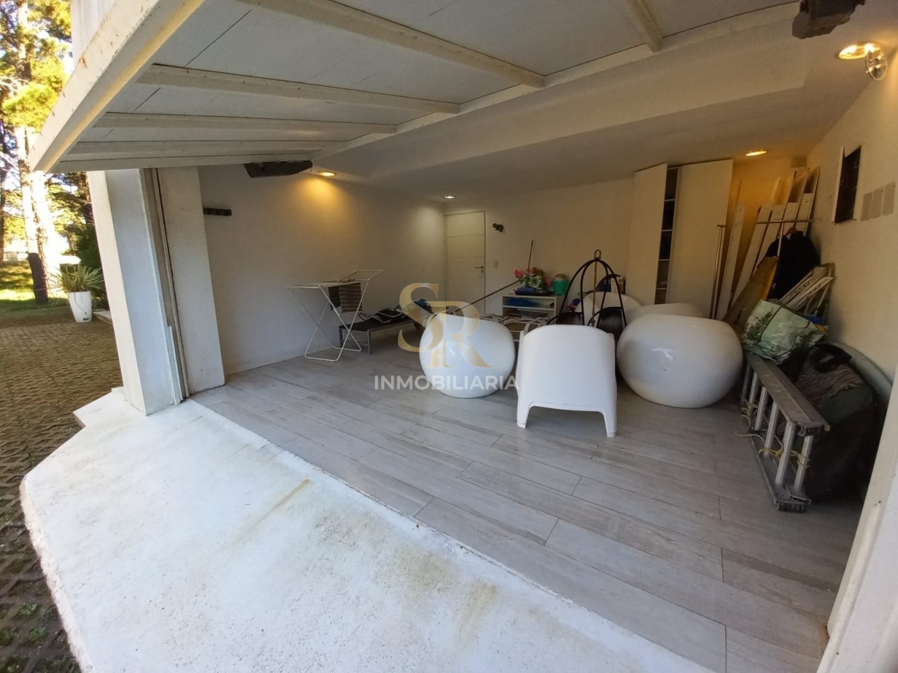 CASA EN VENTA 4 AMBIENTES ALAMOS PINAMAR