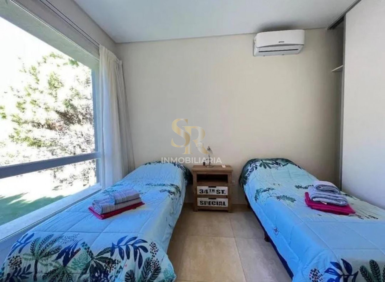 CASA EN VENTA LA HERRADURA PINAMAR