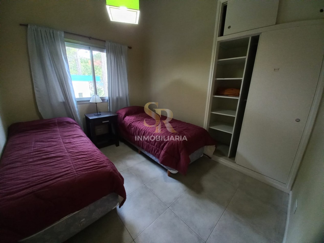 MODERNA CASA EN VENTA EN PINAMAR NORTE