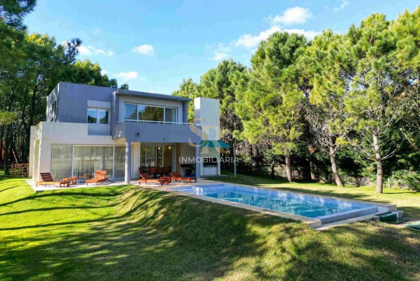 CASA EN VENTA LA HERRADURA PINAMAR