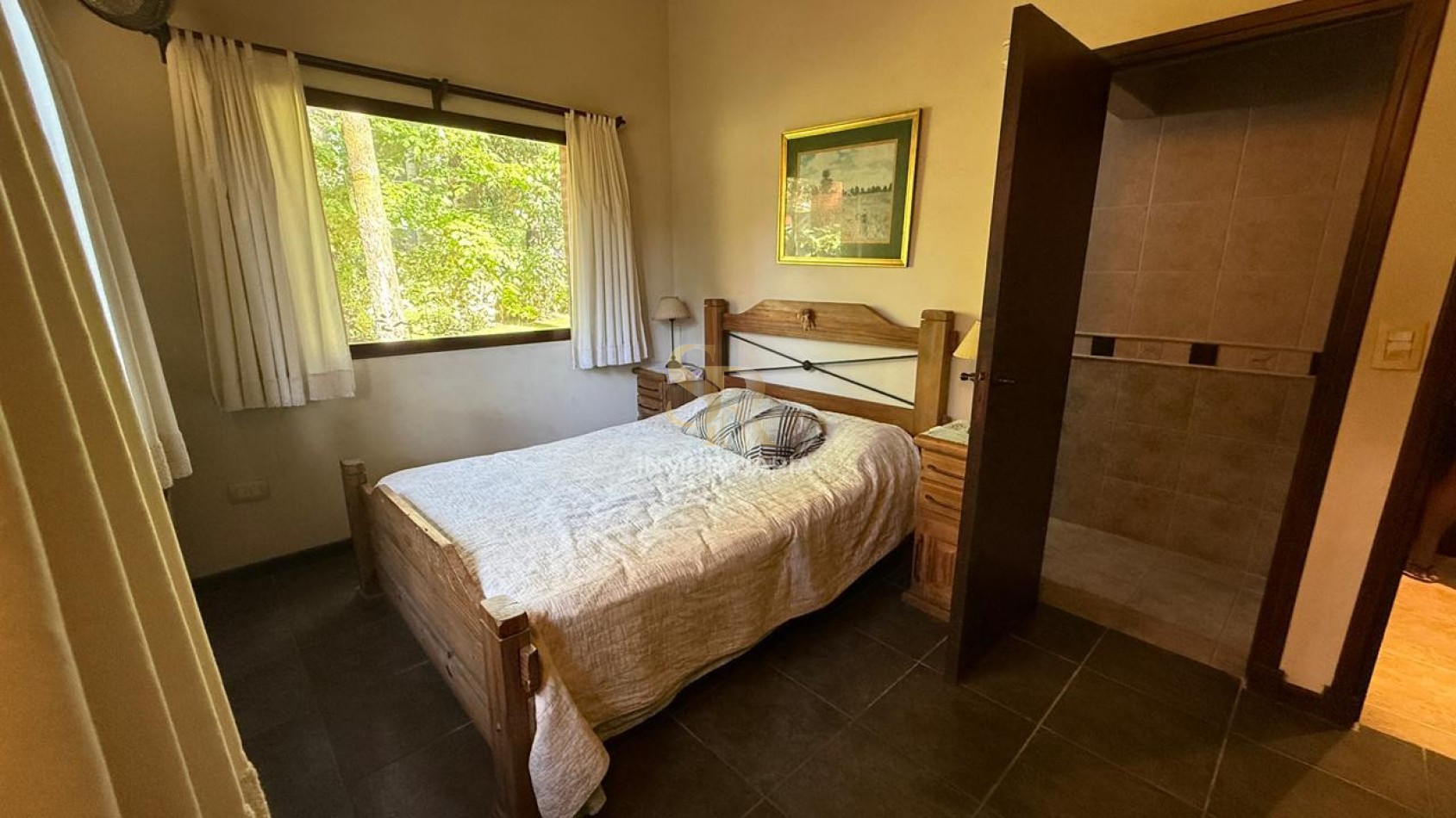 CASA EN VENTA DE 5 AMB BARRIO LASALLE PINAMAR