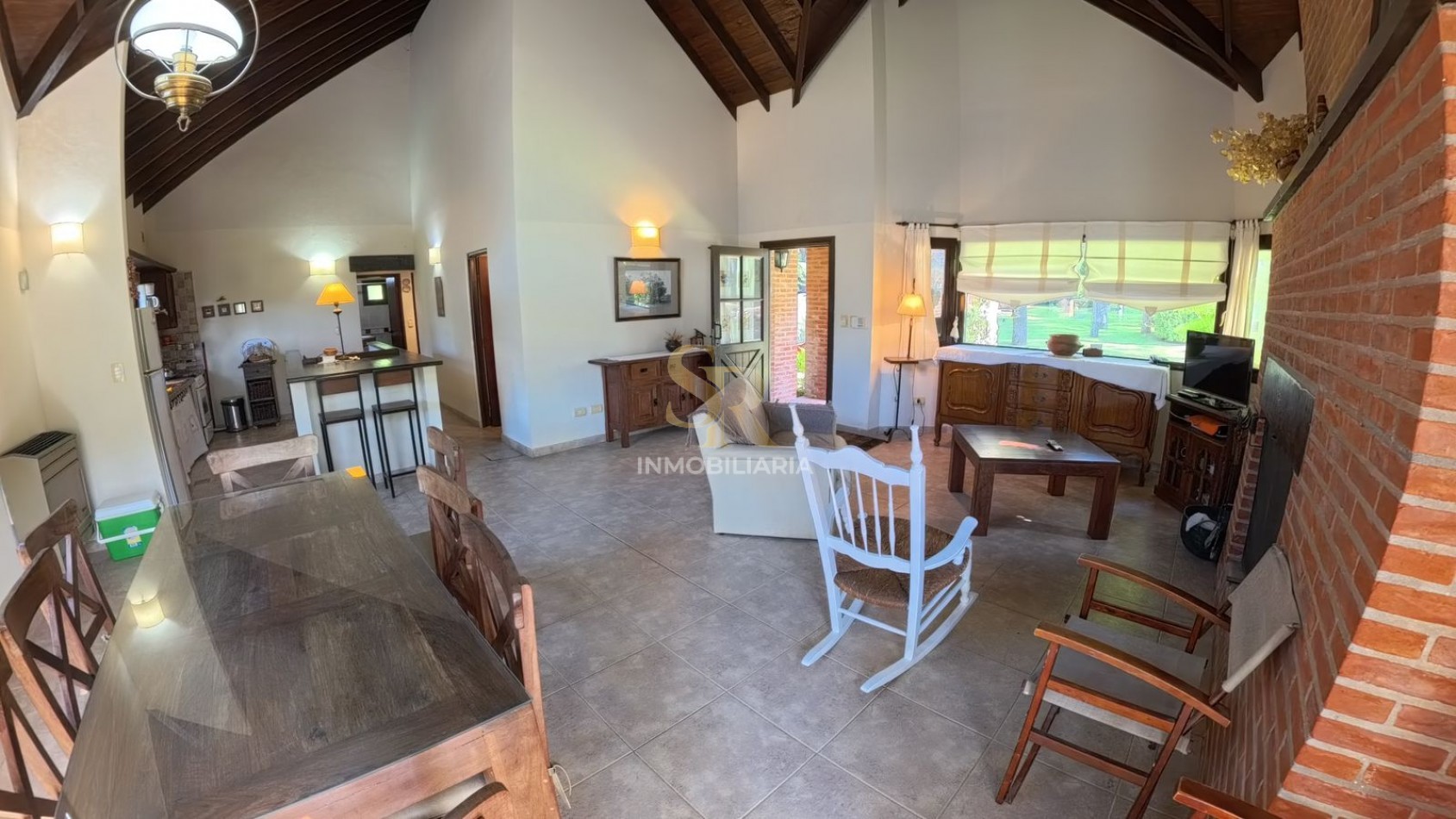 CASA EN VENTA DE 5 AMB BARRIO LASALLE PINAMAR