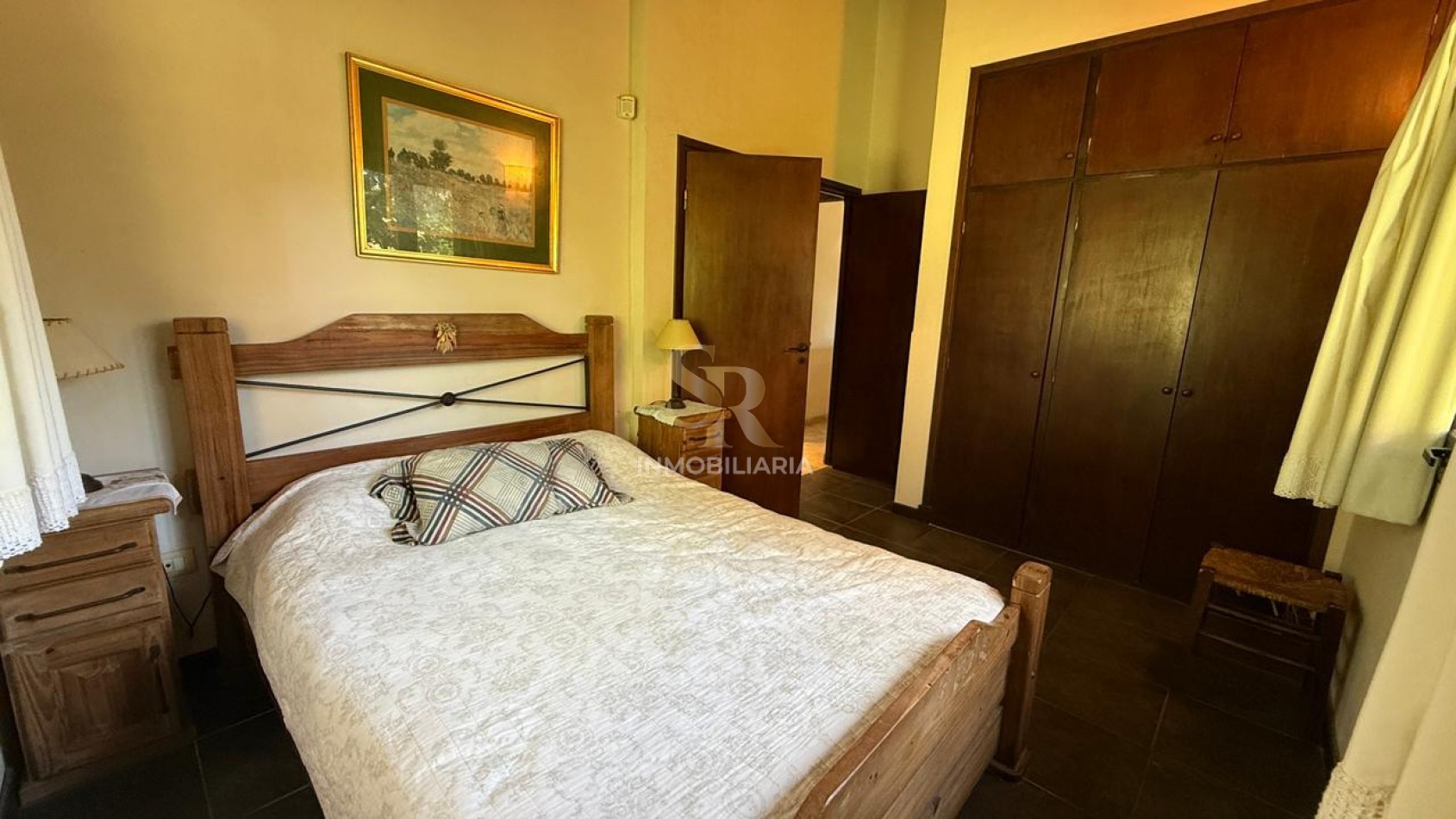 CASA EN VENTA DE 5 AMB BARRIO LASALLE PINAMAR