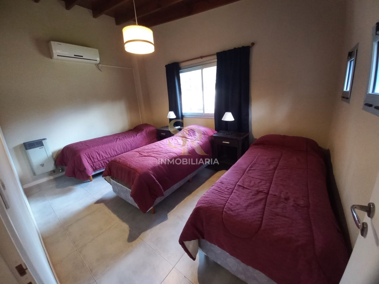 MODERNA CASA EN VENTA EN PINAMAR NORTE