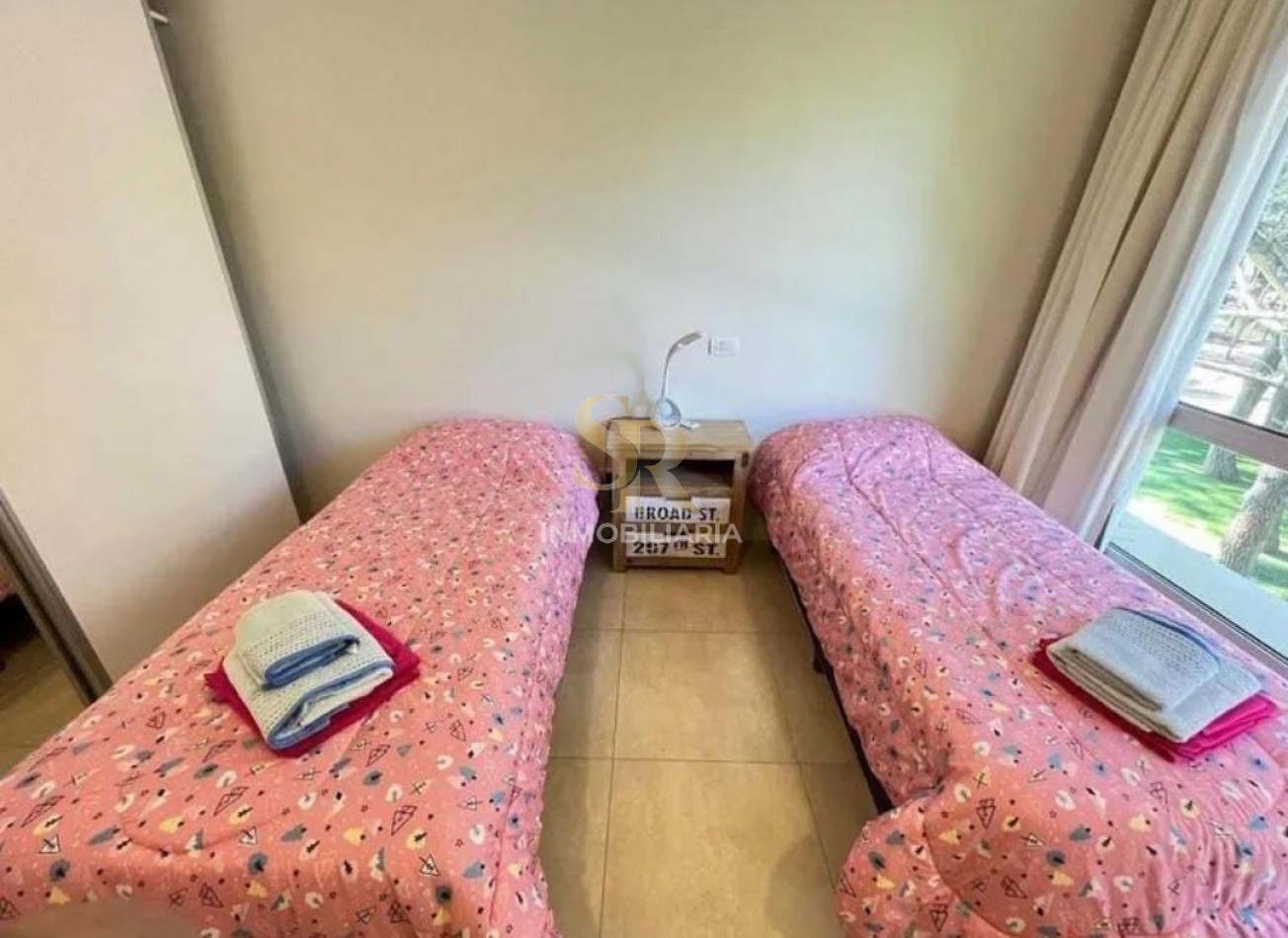 CASA EN VENTA LA HERRADURA PINAMAR