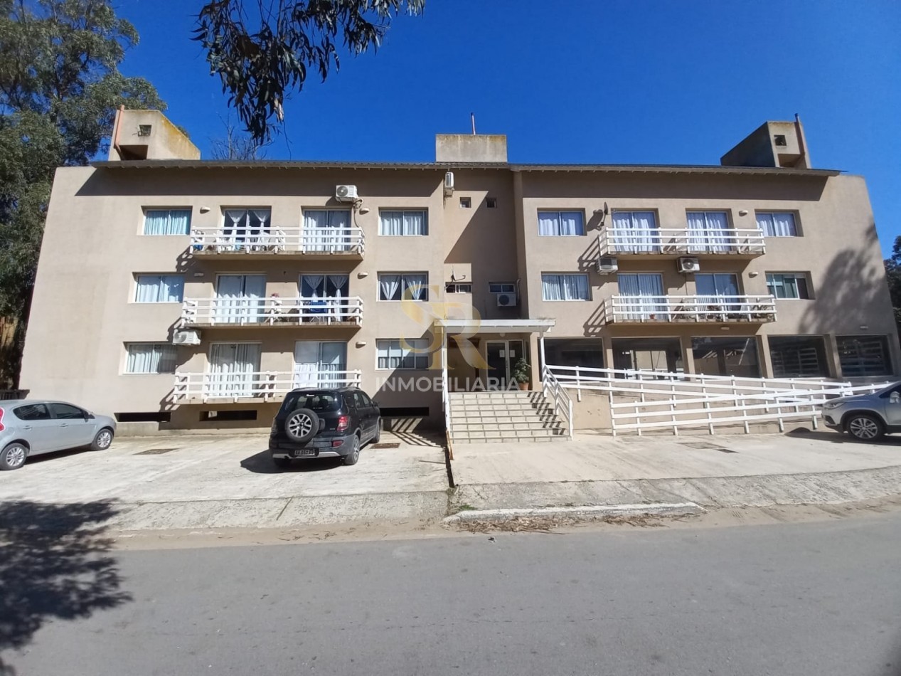 DEPARTAMENTO EN VENTA PINAMAR ZONA CENTRO CON PILETA
