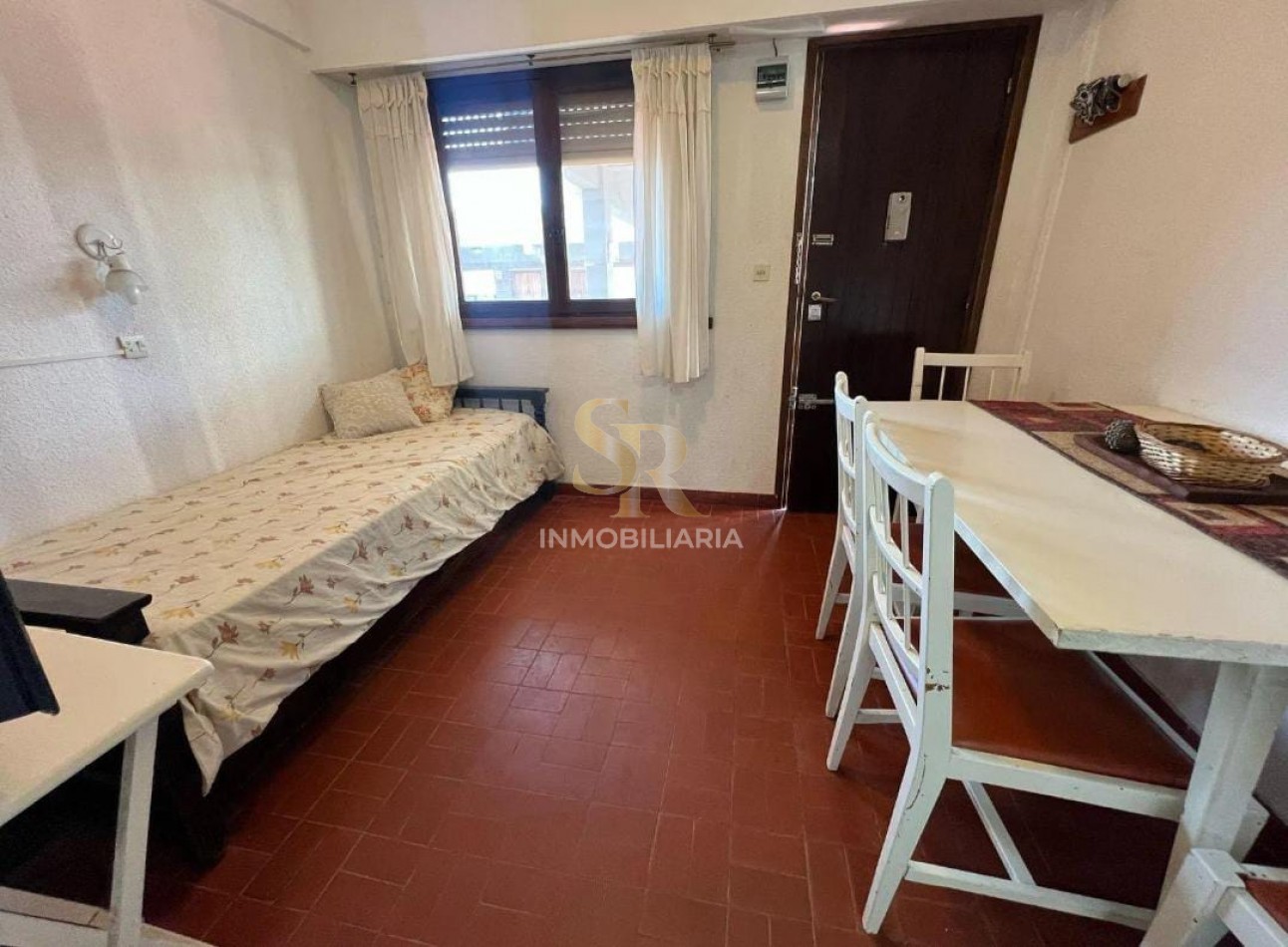 DEPARTAMENTO EN VENTA DOS AMBIENTES CERCA DEL MAR