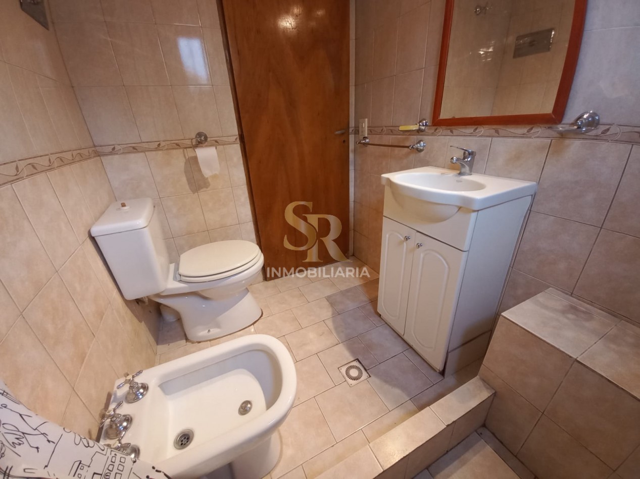 CASA EN VENTA EN VALERIA DEL MAR CERCA DEL MAR