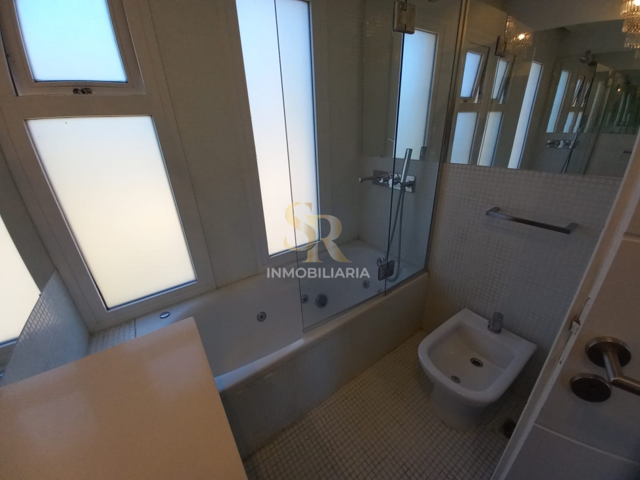 CASA EN VENTA 4 AMBIENTES ALAMOS PINAMAR