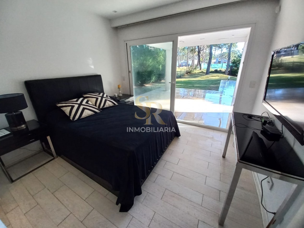 CASA EN VENTA 4 AMBIENTES ALAMOS PINAMAR