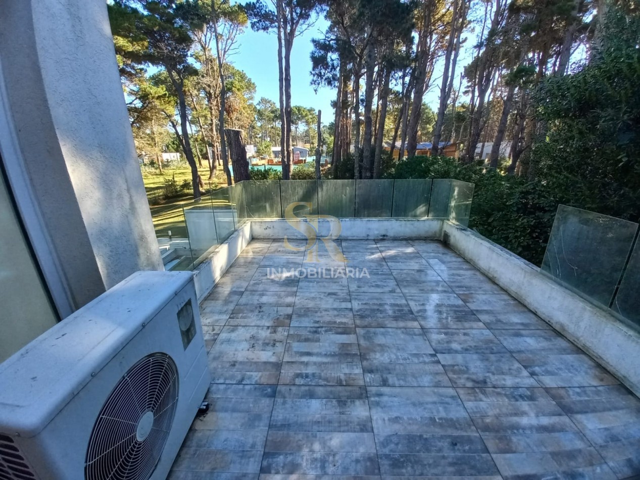 CASA EN VENTA 4 AMBIENTES ALAMOS PINAMAR