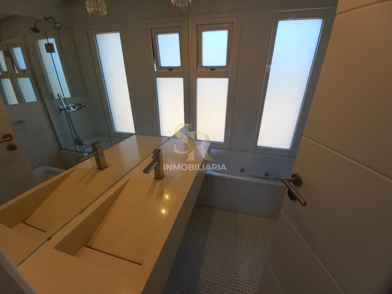 CASA EN VENTA 4 AMBIENTES ALAMOS PINAMAR