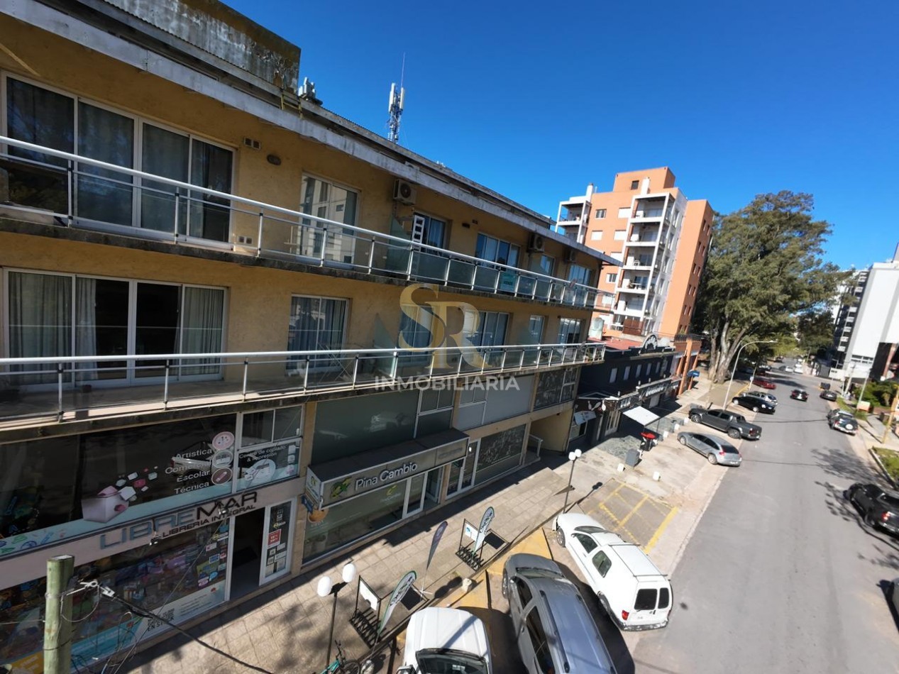 DEPARTAMENTO EN VENTA DOS AMBIENTES CON COCHERA