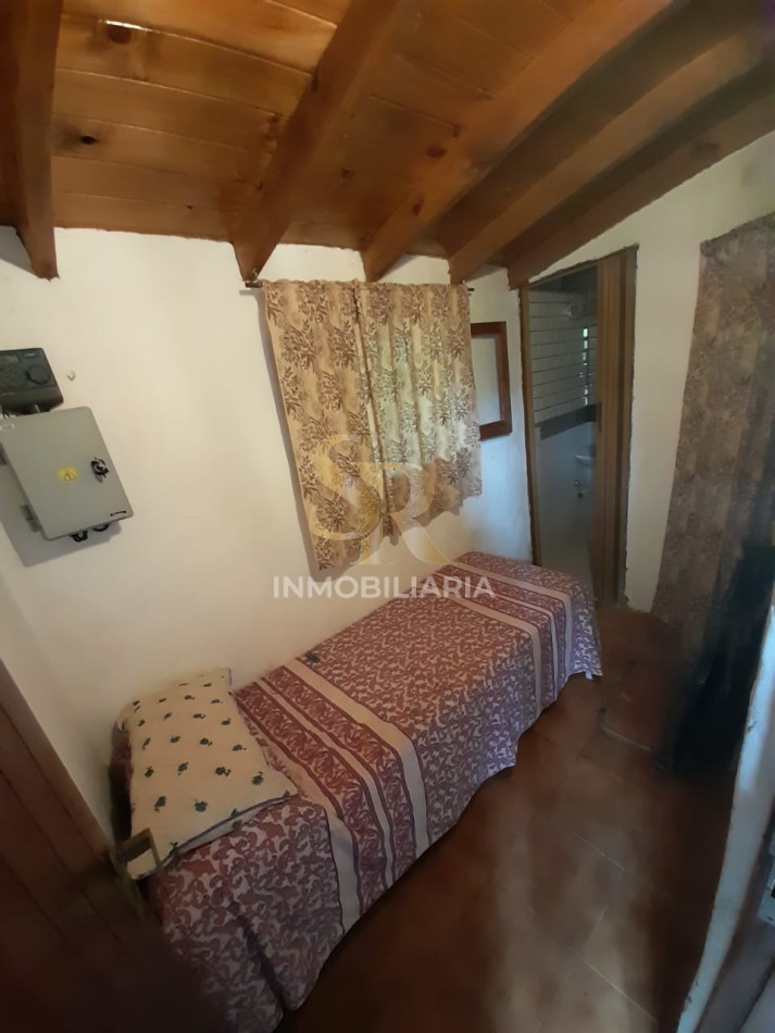 CASA EN VENTA DE 6 AMBIENTES BARRIO LASALLE