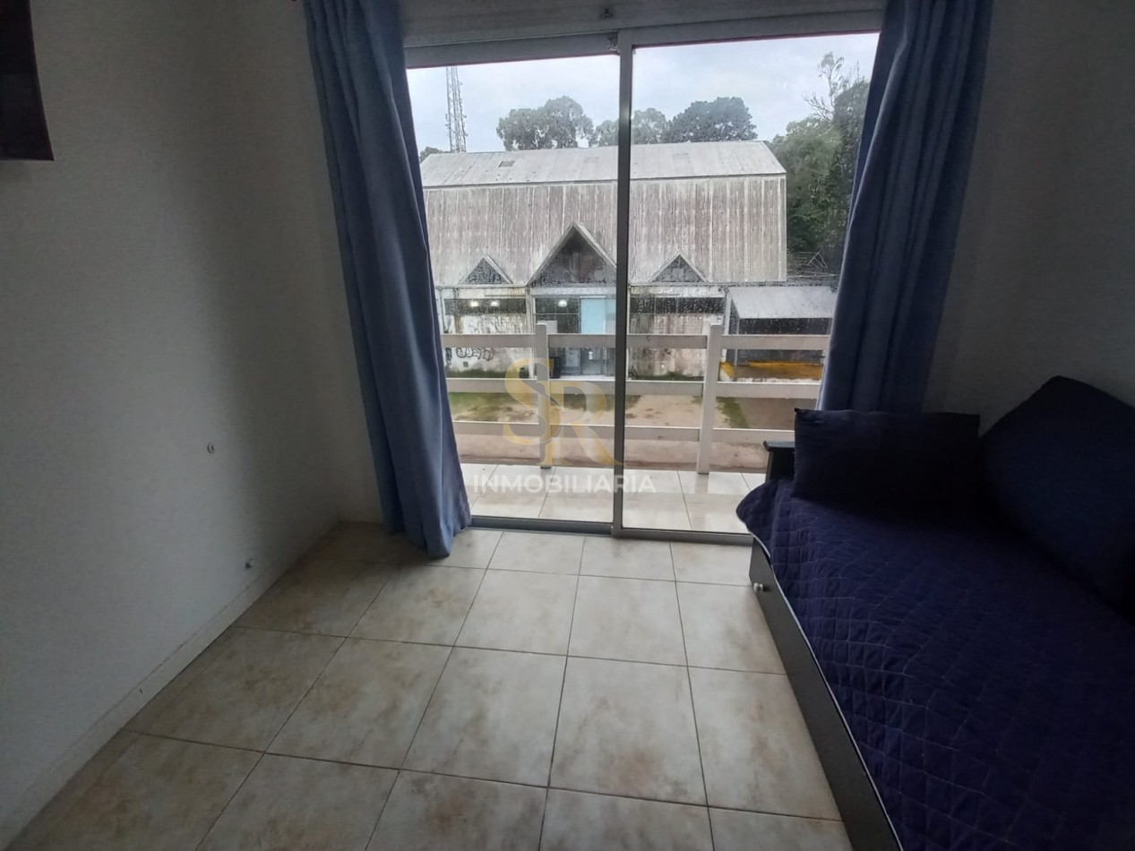 DEPARTAMENTO EN VENTA PINAMAR ZONA CENTRO CON PILETA