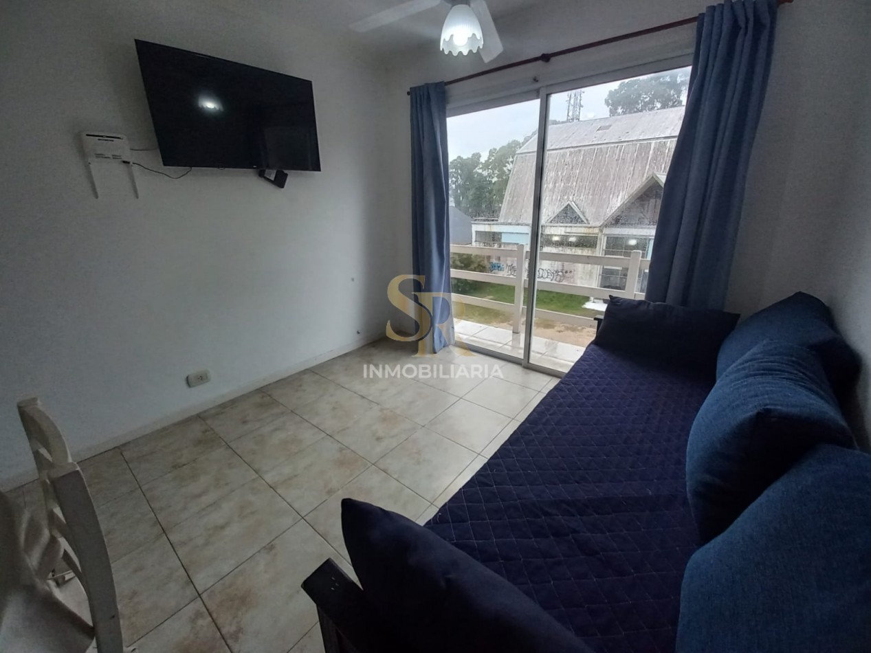 DEPARTAMENTO EN VENTA PINAMAR ZONA CENTRO CON PILETA
