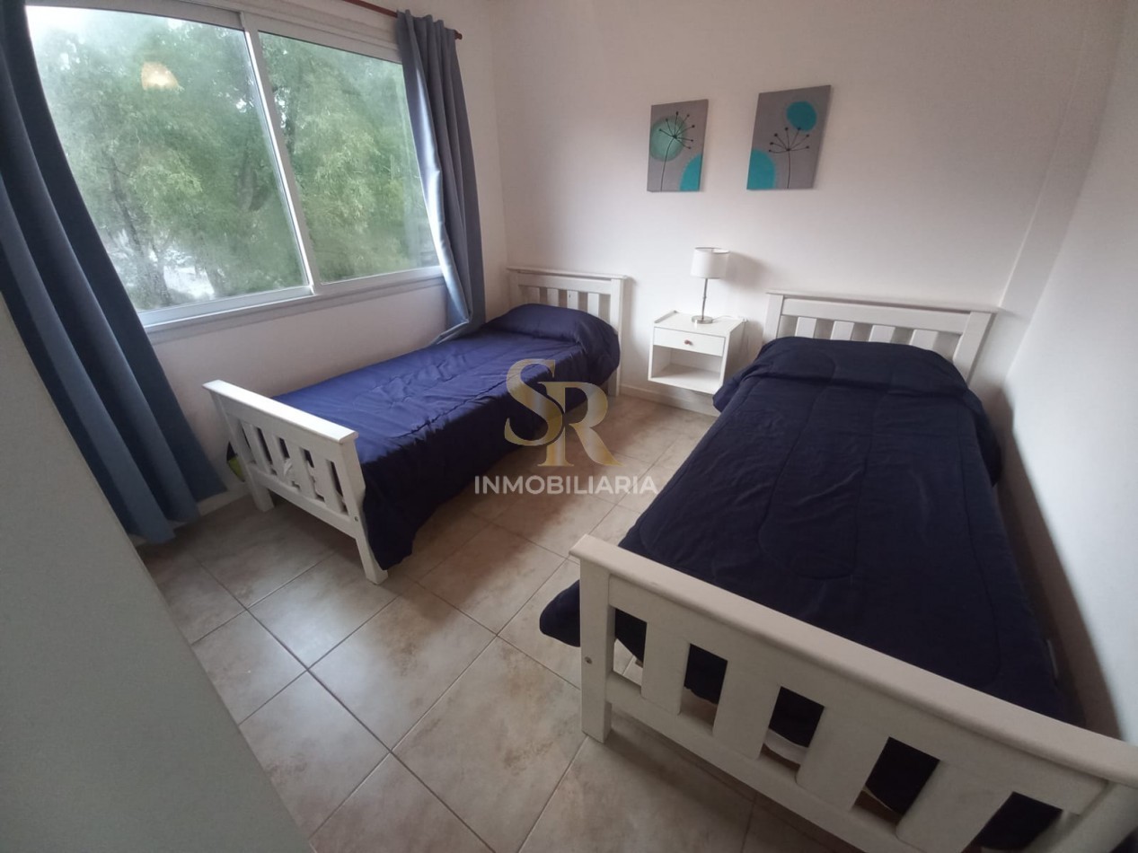 DEPARTAMENTO EN VENTA PINAMAR ZONA CENTRO CON PILETA