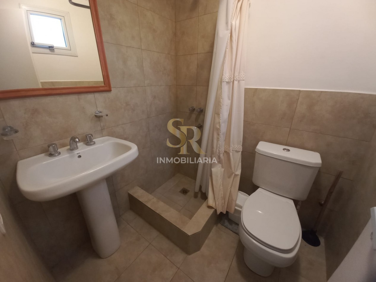 DEPARTAMENTO EN VENTA PINAMAR ZONA CENTRO CON PILETA