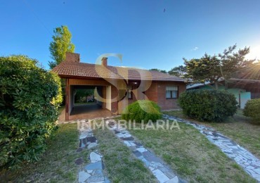 CASA EN VENTA EN VALERIA DEL MAR CERCA DEL MAR